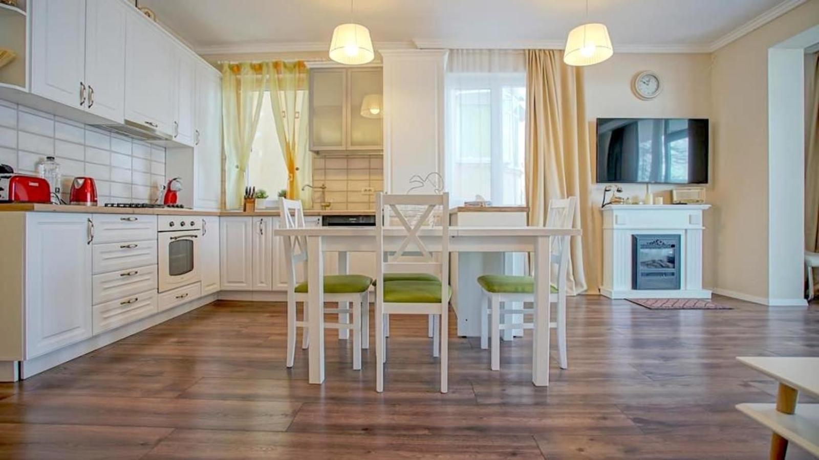 Central Maximus Apartment Braşov Buitenkant foto