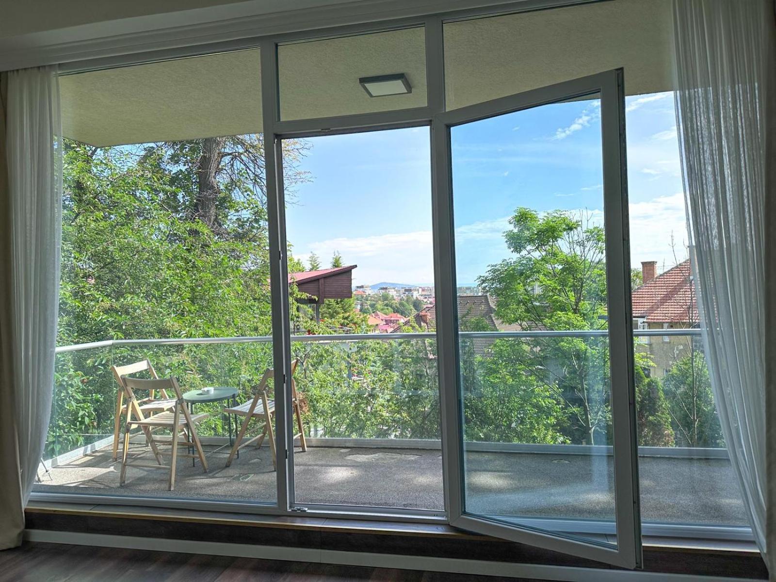 Central Maximus Apartment Braşov Buitenkant foto